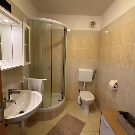 Knezevic * Posedarje