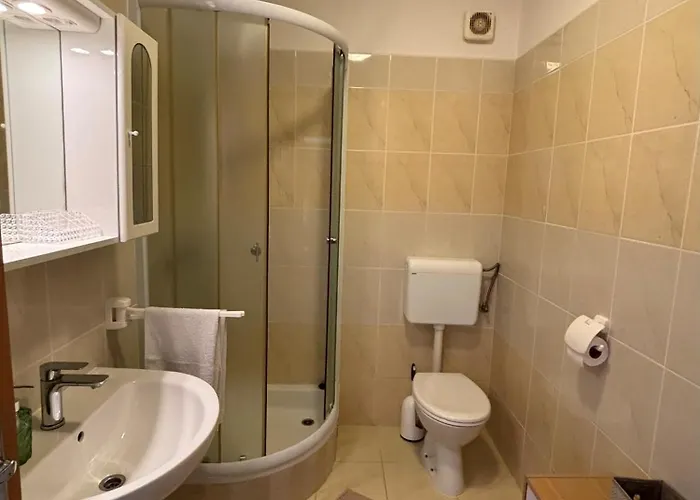 Knezevic * Posedarje