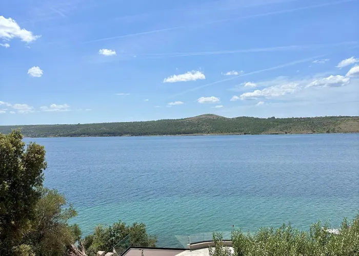 Knezevic * Posedarje